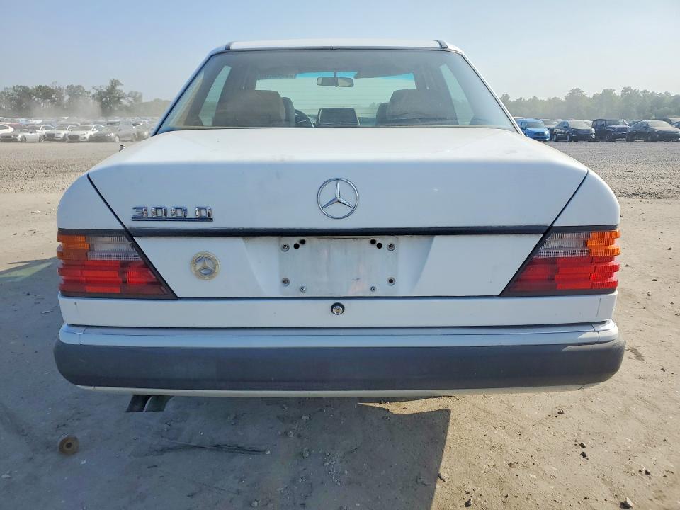 Продажа на аукционе авто 1992 Mercedes-benz 300, vin: WDBEB28D2NB759410, номер лота: 59646276