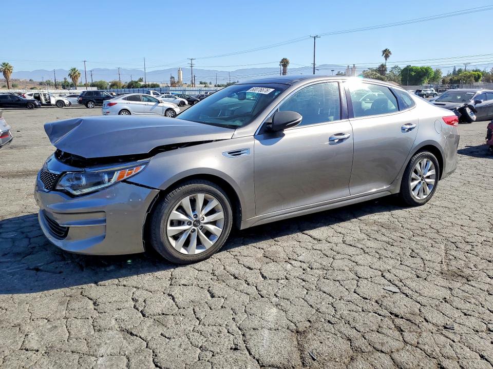 2016 Kia Optima მანქანა იყიდება აუქციონზე, vin: 5XXGU4L31GG045344, აუქციონის ნომერი: 60076676