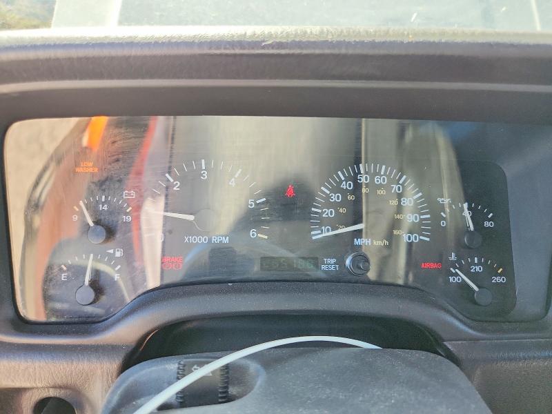 57742666 :رقم المزاد ، 1J4FF48S6YL120721 vin ، 2000 Jeep Cherokee مزاد بيع