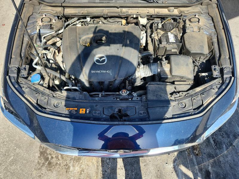 61753946 :رقم المزاد ، 3MZBPBDM6LM132322 vin ، 2020 Mazda 3 مزاد بيع