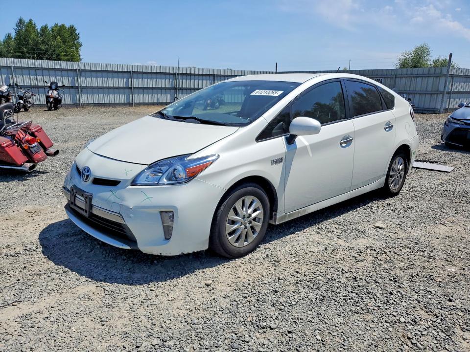 61244066 :رقم المزاد ، JTDKN3DP8F3068802 vin ، 2015 Toyota Prius Plug-in Hybrid مزاد بيع
