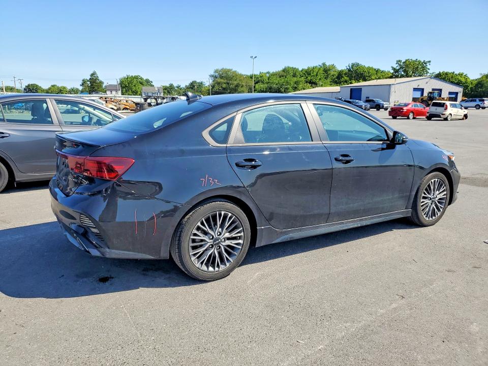 Продажа на аукционе авто 2023 Kia Forte, vin: 3KPF54AD0PE655815, номер лота: 61688876