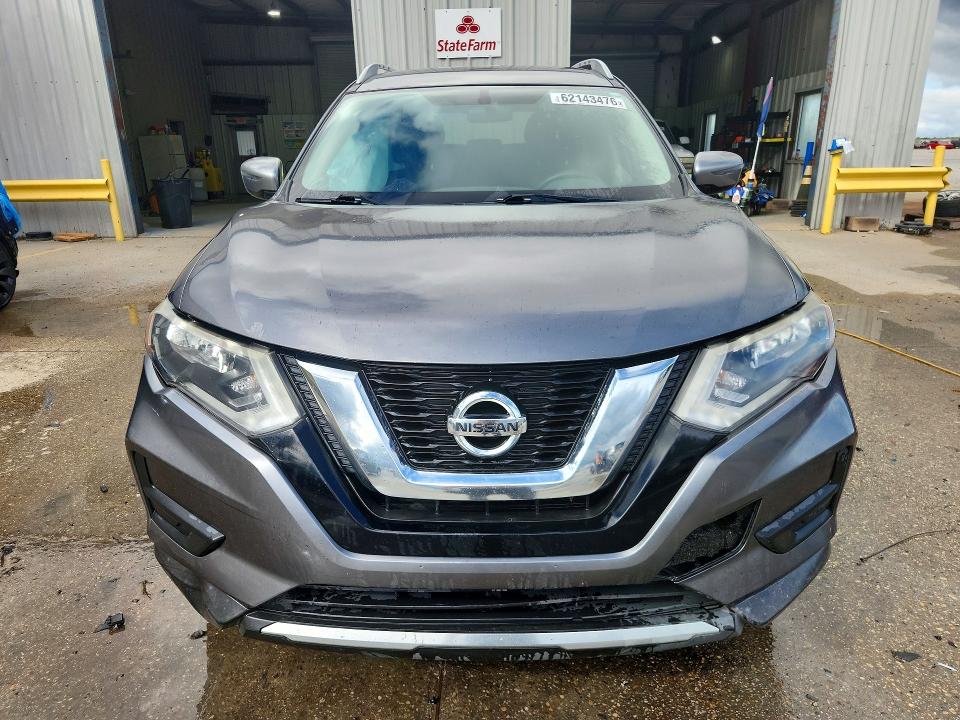 Продаж на аукціоні авто 2017 Nissan Rogue, vin: KNMAT2MT4HP518983, номер лоту: 62143476