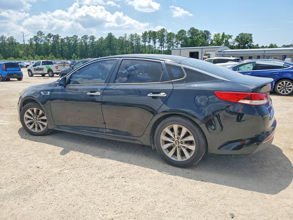 2017 Kia Optima მანქანა იყიდება აუქციონზე, vin: 5XXGT4L33HG124793, აუქციონის ნომერი: 59217226