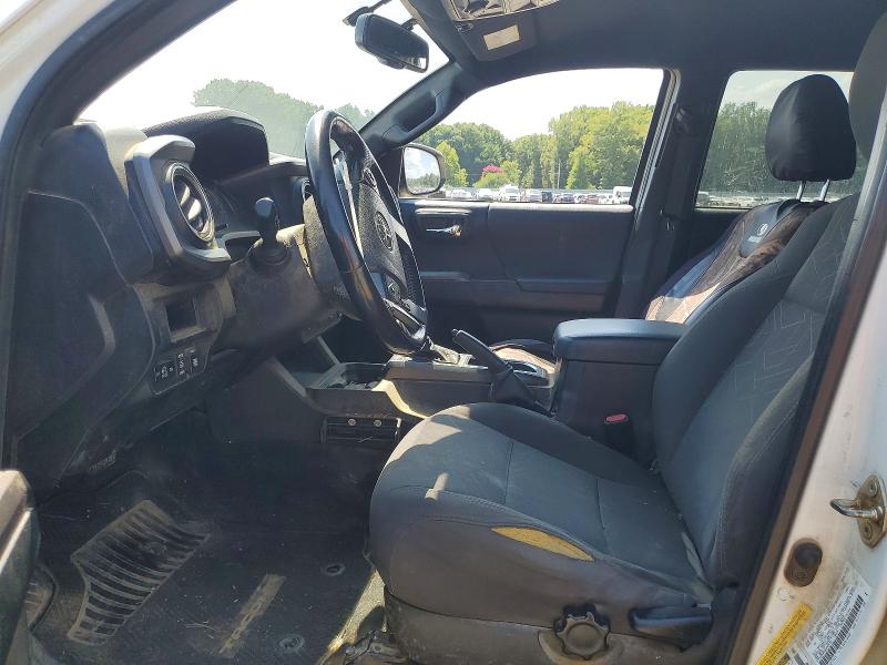59326276 :رقم المزاد ، 5TFCZ5AN5HX065181 vin ، 2017 Toyota Tacoma مزاد بيع