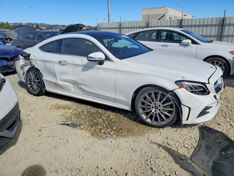 61061616 :رقم المزاد ، WDDWJ8DB9KF844593 vin ، 2019 Mercedes-benz C مزاد بيع