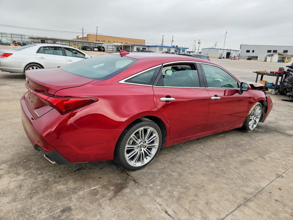 61192346 :رقم المزاد ، 4T1DZ1FB7MU061118 vin ، 2021 Toyota Avalon مزاد بيع