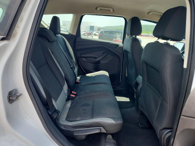 62252696 :رقم المزاد ، 1FMCU0F77GUA52679 vin ، 2016 Ford Escape مزاد بيع