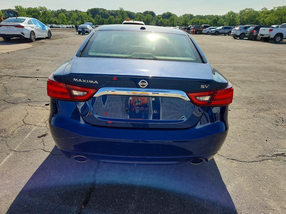 61605576 :رقم المزاد ، 1N4AA6AP8JC393199 vin ، 2018 Nissan Maxima مزاد بيع