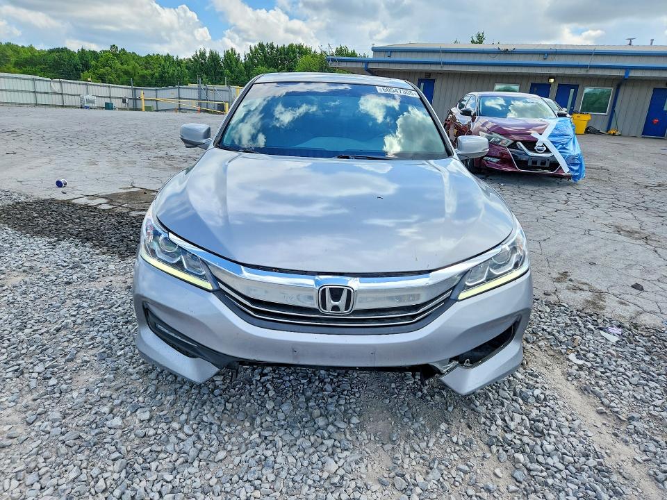 Auction sale of the 2016 Honda Accord, vin: 1HGCR2F85GA164300, lot number: 60547306