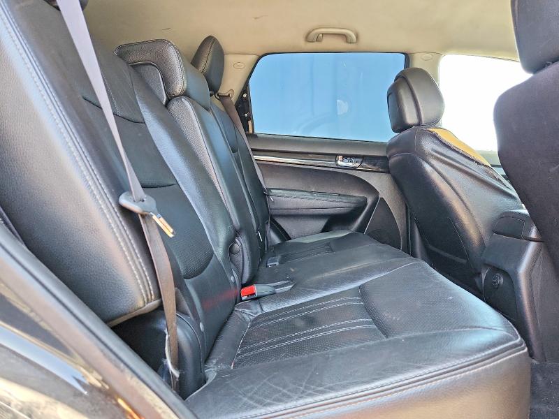 62708876 :رقم المزاد ، 5XYKW4A26CG256561 vin ، 2012 Kia Sorento مزاد بيع