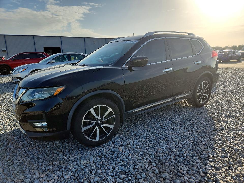 Auction sale of the 2017 Nissan Rogue, vin: 5N1AT2MTXHC749177, lot number: 62251236