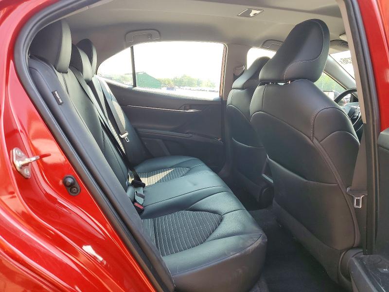62493736 :رقم المزاد ، 4T1M11AKXLU306362 vin ، 2020 Toyota Camry مزاد بيع