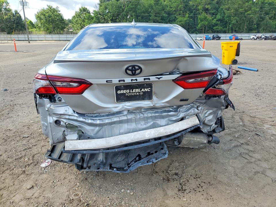 Продаж на аукціоні авто 2022 Toyota Camry, vin: 4T1G11AK1NU636682, номер лоту: 60115406