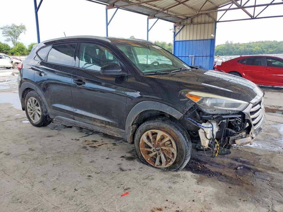 61691886 :رقم المزاد ، KM8J33A46GU076724 vin ، 2016 Hyundai Tucson مزاد بيع