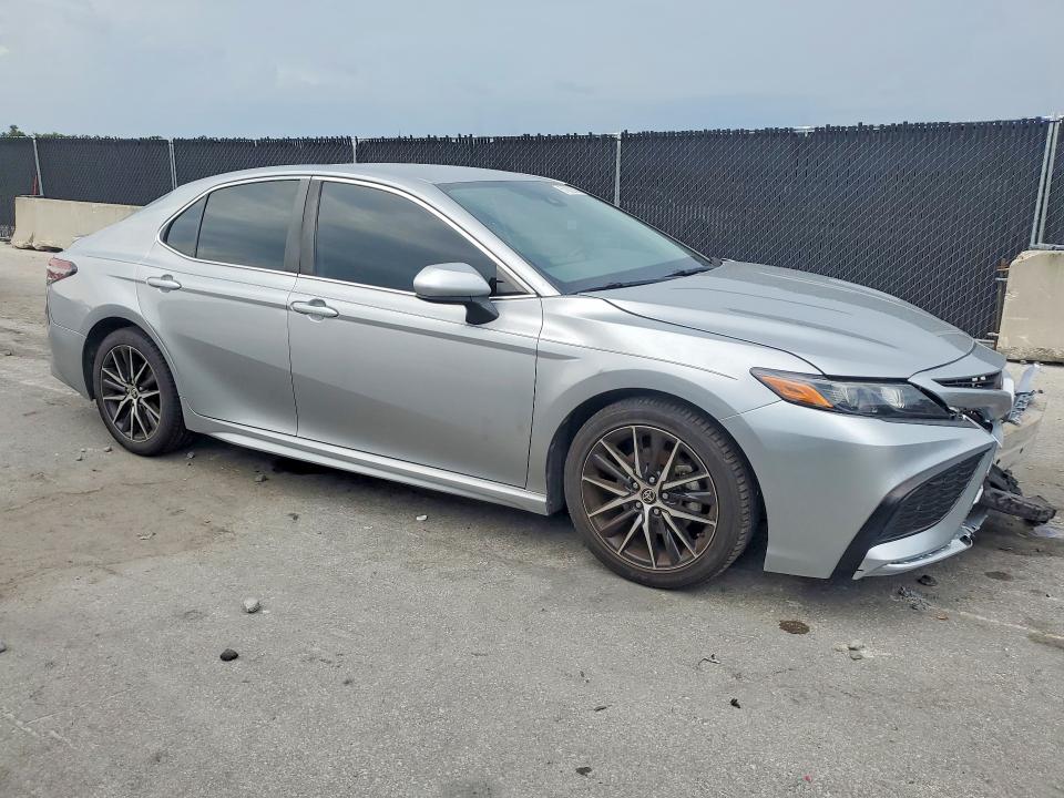 2021 Toyota Camry მანქანა იყიდება აუქციონზე, vin: 4T1G11AK6MU578311, აუქციონის ნომერი: 61922576
