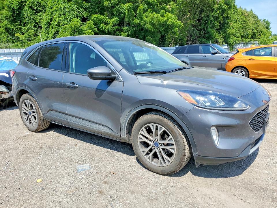 Продаж на аукціоні авто 2022 Ford Escape, vin: 1FMCU0H6XNUB77516, номер лоту: 61532826