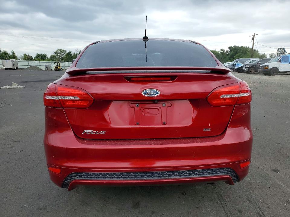 Продажа на аукционе авто 2015 Ford Focus, vin: 1FADP3F24FL281479, номер лота: 61446696