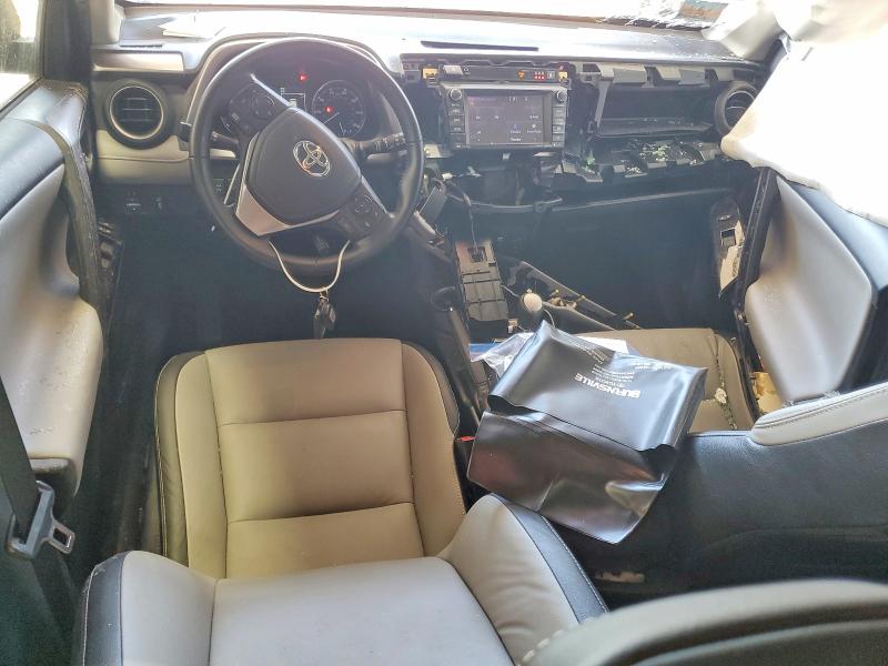 61317946 :رقم المزاد ، JTMDFREV0JD243651 vin ، 2018 Toyota Rav4 مزاد بيع