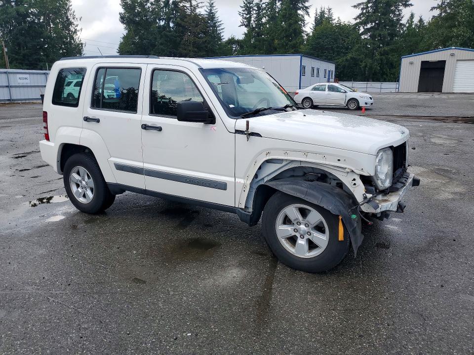 2010 Jeep Liberty მანქანა იყიდება აუქციონზე, vin: 1J4PP2GK8AW129142, აუქციონის ნომერი: 61582026