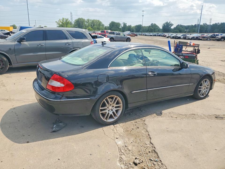 62428136 :رقم المزاد ، WDBTJ56HX9F268308 vin ، 2009 Mercedes-benz Clk مزاد بيع