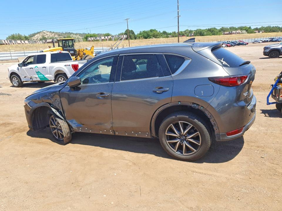 60992896 :رقم المزاد ، JM3KFBDMXJ0411849 vin ، 2018 Mazda Cx-5 مزاد بيع
