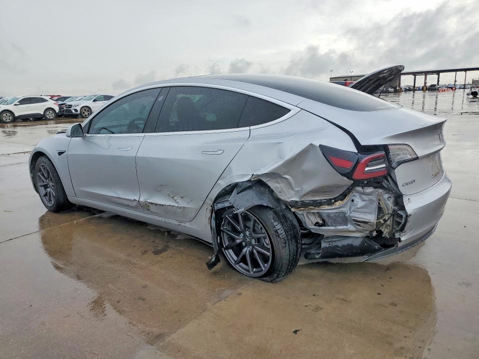 Продаж на аукціоні авто 2018 Tesla Model 3, vin: 5YJ3E1EB1JF094214, номер лоту: 60891476