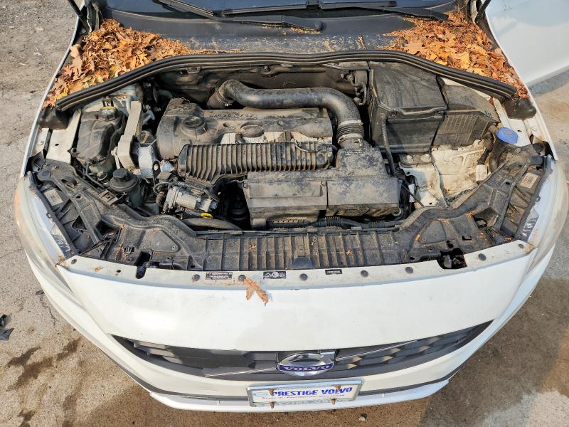 2016 Volvo V60 Cross Country მანქანა იყიდება აუქციონზე, vin: YV4612HK5G1008606, აუქციონის ნომერი: 61044216