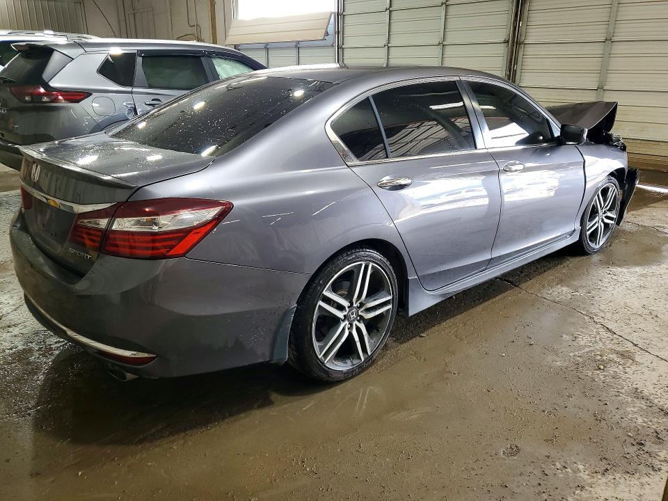 62961256 :رقم المزاد ، 1HGCR2F50GA067320 vin ، 2016 Honda Accord مزاد بيع