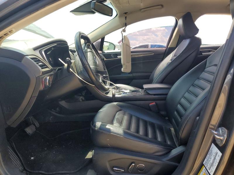 60695676 :رقم المزاد ، 3FA6P0CD9LR153121 vin ، 2020 Ford Fusion مزاد بيع