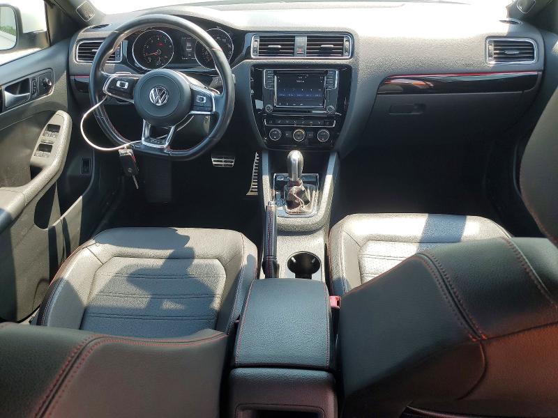 63156606 :رقم المزاد ، 3VW4T7AJ4HM393614 vin ، 2017 Volkswagen Jetta مزاد بيع