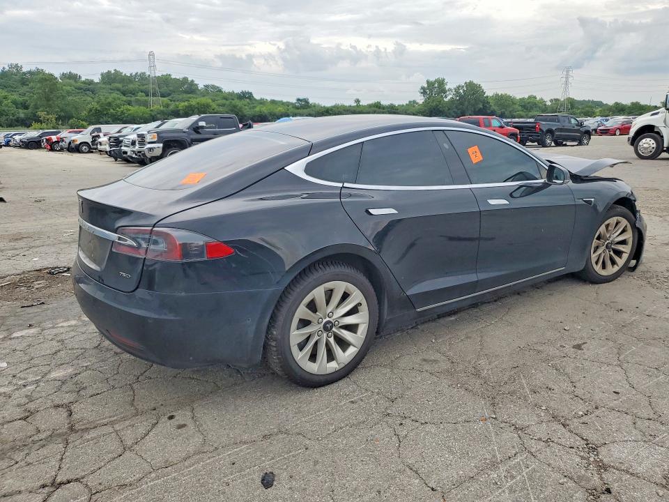 Продаж на аукціоні авто 2018 Tesla Model S, vin: 5YJSA1E24JF280725, номер лоту: 60159206