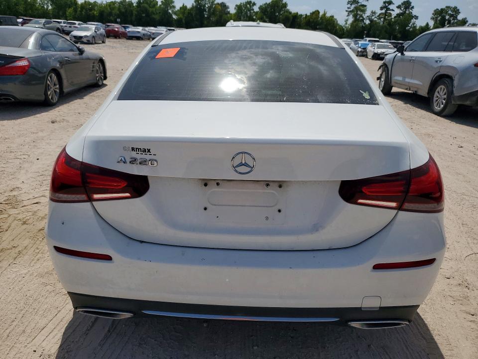 2019 Mercedes-benz A მანქანა იყიდება აუქციონზე, vin: WDD3G4EB4KW015634, აუქციონის ნომერი: 63195256