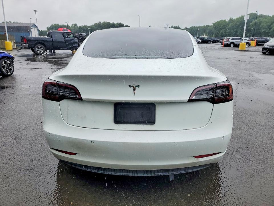 Продажа на аукционе авто 2022 Tesla Model 3, vin: 5YJ3E1EA3NF371152, номер лота: 60122026