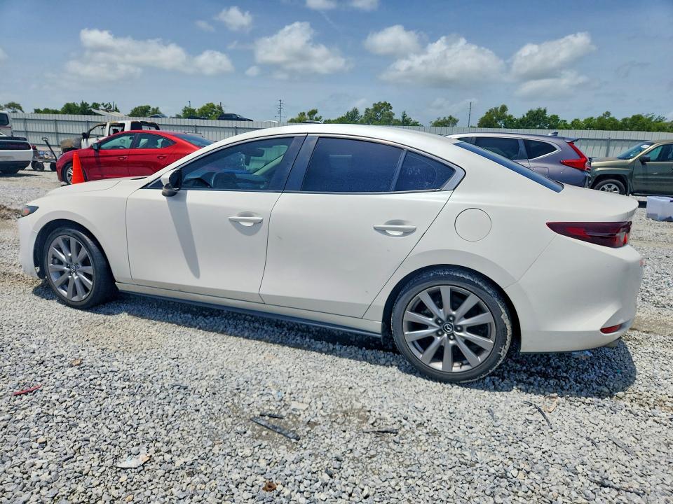 Продажа на аукционе авто 2021 Mazda 3, vin: JM1BPABL4M1330662, номер лота: 60972196