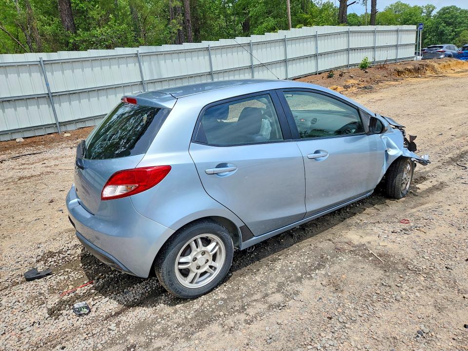 Продажа на аукционе авто 2013 Mazda Mazda2, vin: JM1DE1KY3D0170581, номер лота: 61067286