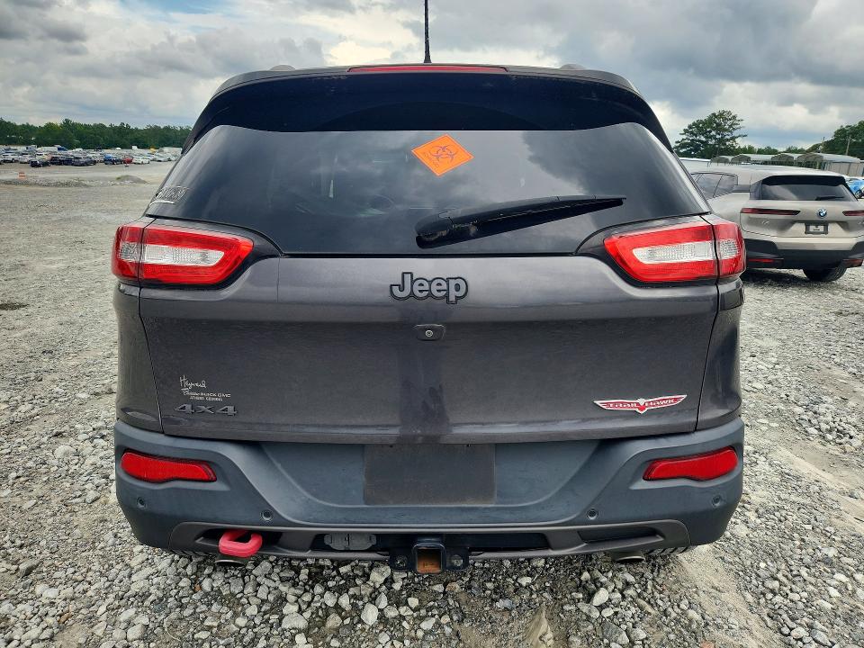 59121466 :رقم المزاد ، 1C4PJMBX9JD609904 vin ، 2018 Jeep Cherokee مزاد بيع