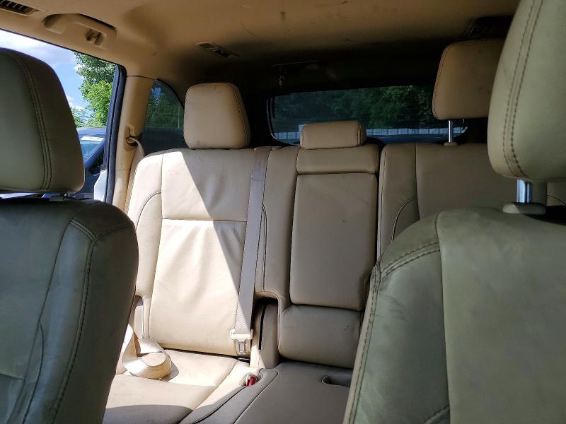 61308166 :رقم المزاد ، 5TDJZRFH7JS553075 vin ، 2018 Toyota Highlander مزاد بيع