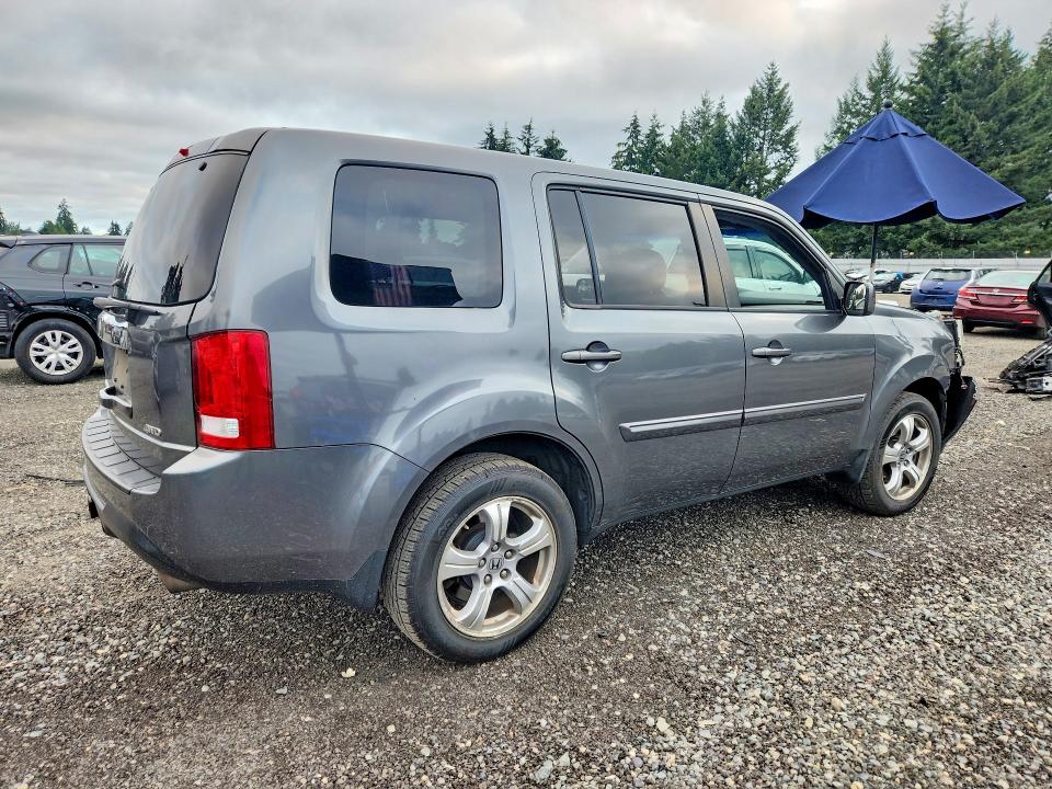 62306756 :رقم المزاد ، 5FNYF4H55CB013633 vin ، 2012 Honda Pilot مزاد بيع