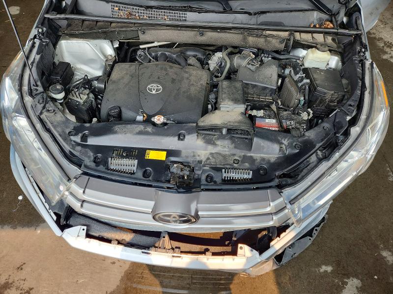 Aukcja sprzedaży 2018 Toyota Highlander, vin: 5TDJZRFH8JS815749, numer aukcji: 61372806