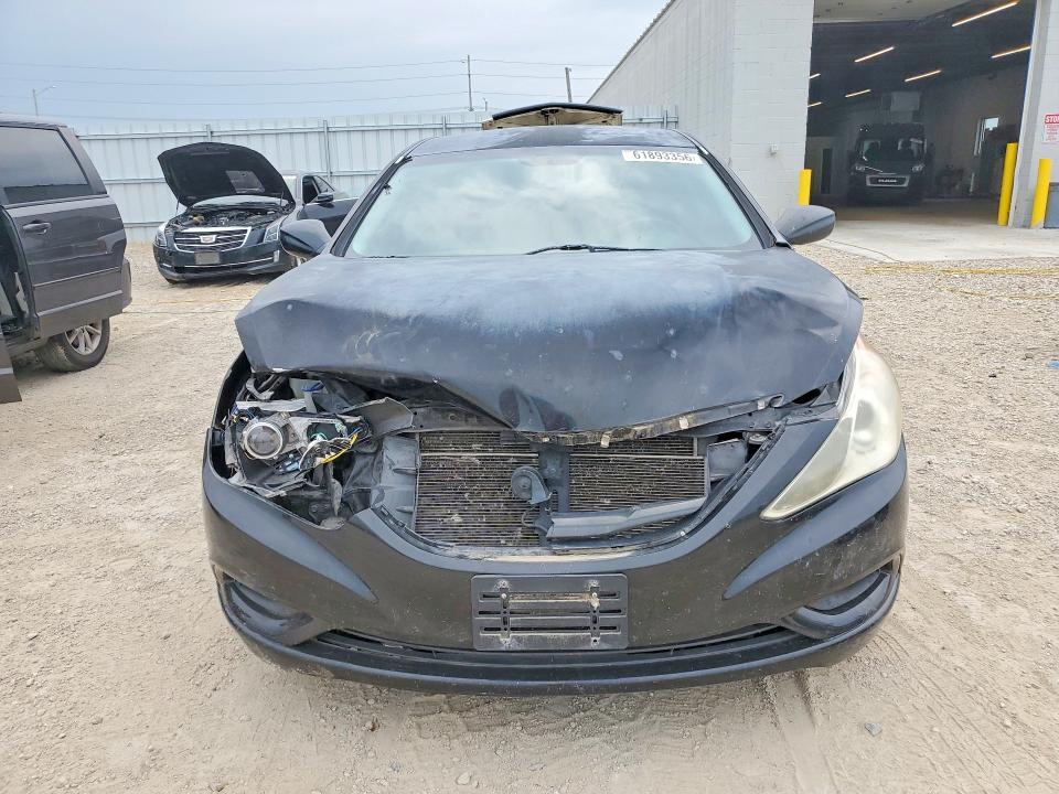 Продажа на аукционе авто 2011 Hyundai Sonata, vin: 5NPEB4AC7BH203988, номер лота: 61893356