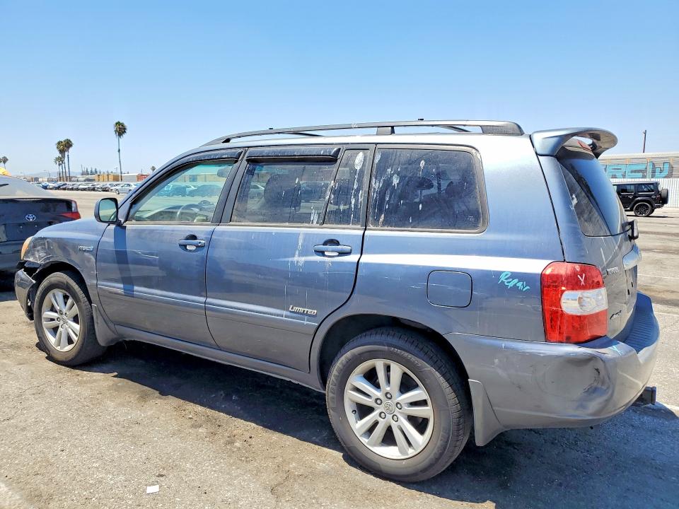 61522826 :رقم المزاد ، JTEEW21A260021010 vin ، 2006 Toyota Highlander مزاد بيع