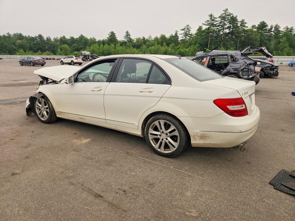2012 Mercedes-benz C მანქანა იყიდება აუქციონზე, vin: WDDGF8BB8CR199072, აუქციონის ნომერი: 60851876