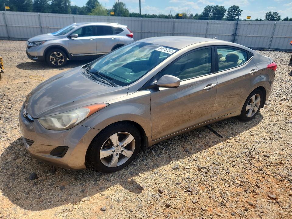 60675526 :رقم المزاد ، 5NPDH4AE6DH401766 vin ، 2013 Hyundai Elantra مزاد بيع