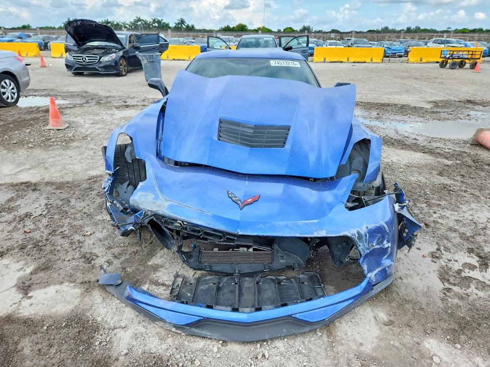 74513215 :رقم المزاد ، 1G1YY2D79K5110963 vin ، 2019 Chevrolet Corvette مزاد بيع