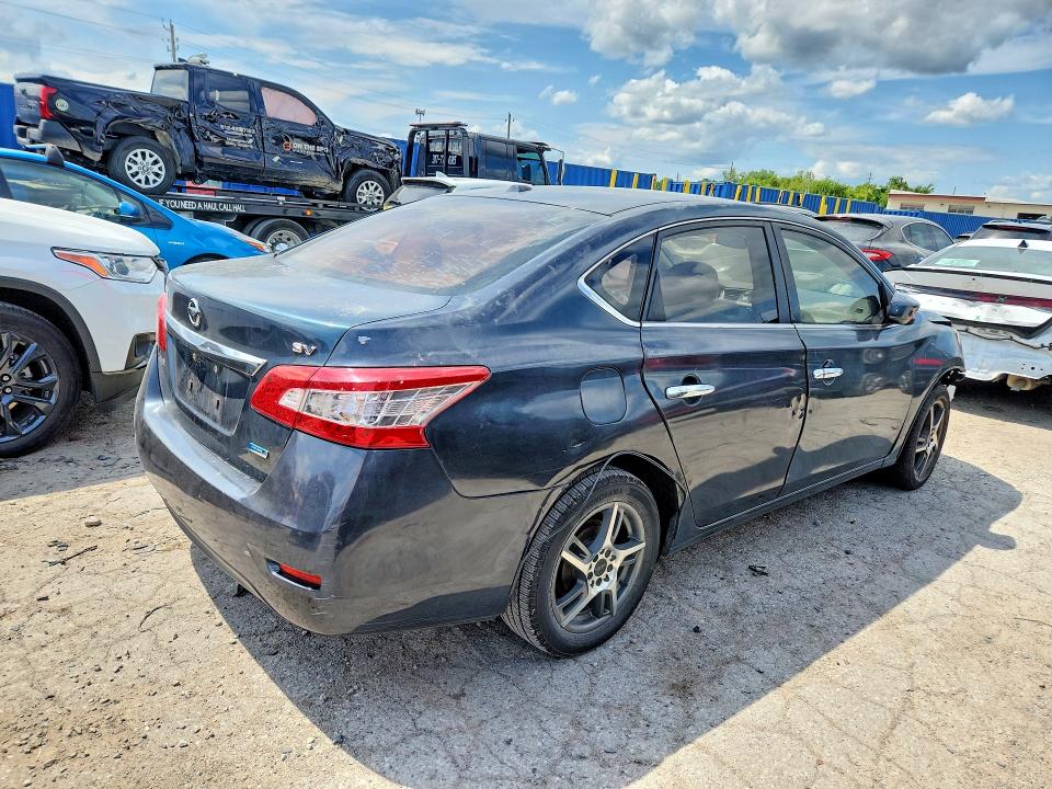 2014 Nissan Sentra მანქანა იყიდება აუქციონზე, vin: 3N1AB7AP4EY261182, აუქციონის ნომერი: 61914226