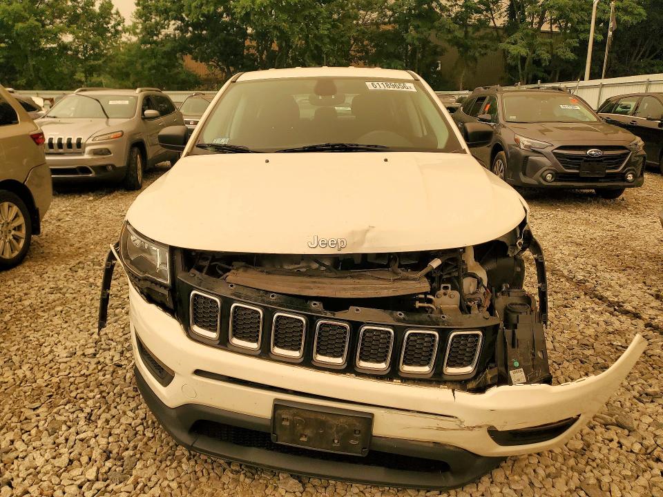 61189656 :رقم المزاد ، 3C4NJDAB1HT667006 vin ، 2017 Jeep Compass مزاد بيع