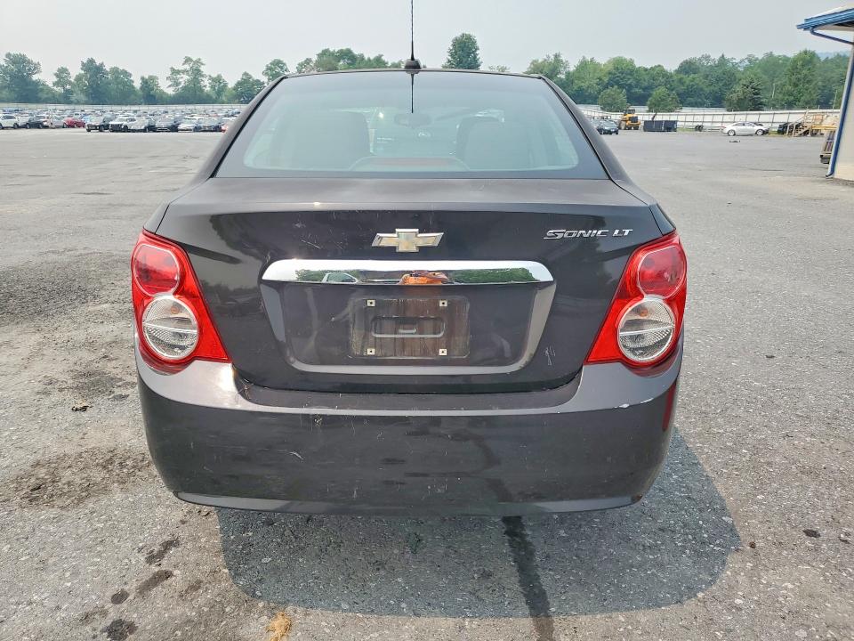 Продажа на аукционе авто 2015 Chevrolet Sonic, vin: 1G1JC5SG7F4218790, номер лота: 61683206