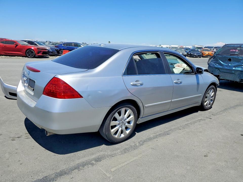Продаж на аукціоні авто 2007 Honda Accord, vin: 1HGCM66507A001582, номер лоту: 61240546
