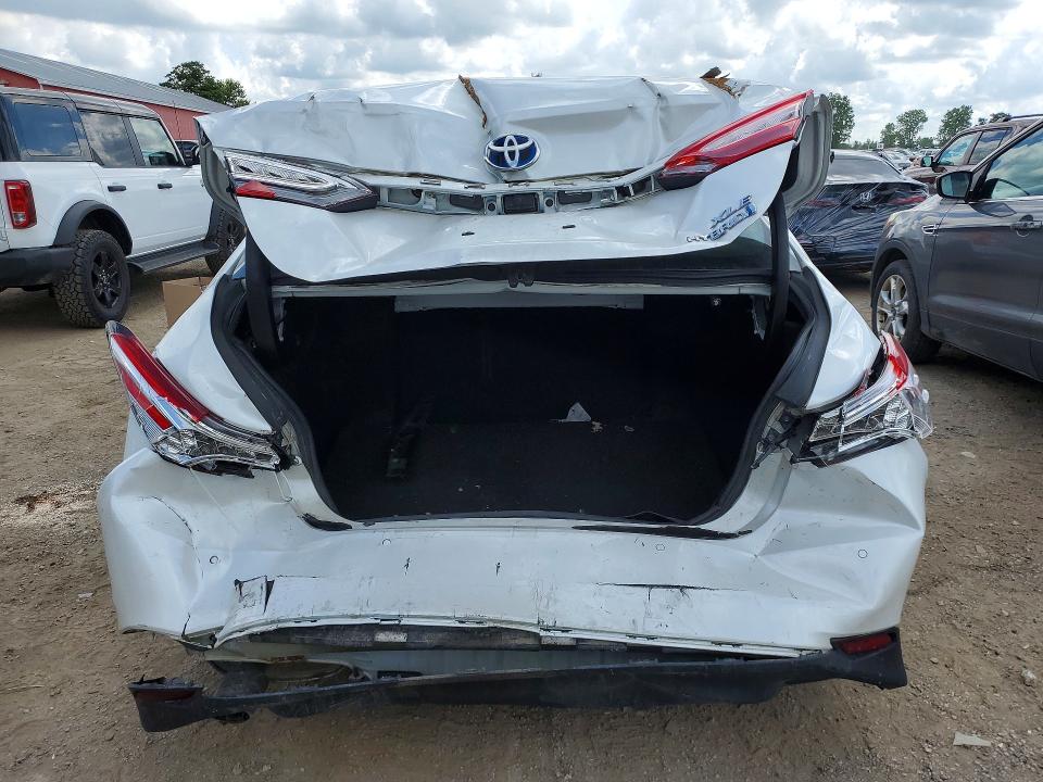 2018 Toyota Camry Hybrid მანქანა იყიდება აუქციონზე, vin: 4T1B21HK7JU001621, აუქციონის ნომერი: 59150016